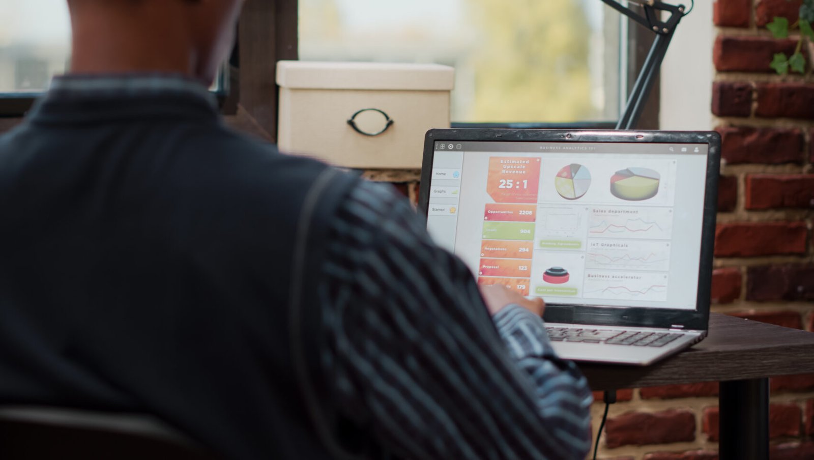 Online shop product page showing personalised AI product recommendations